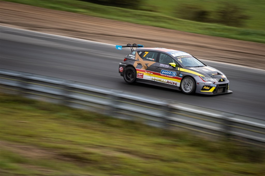 Farten er tilbage i Madbull-Seat’en.
(Foto: Boxengasse / Kim Gripping)